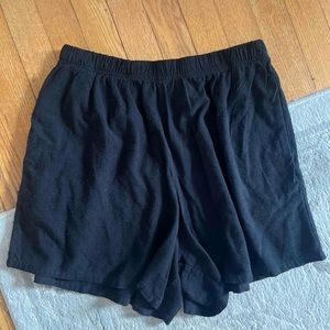 TRADED Honeydove Vintage every day shorts, size M